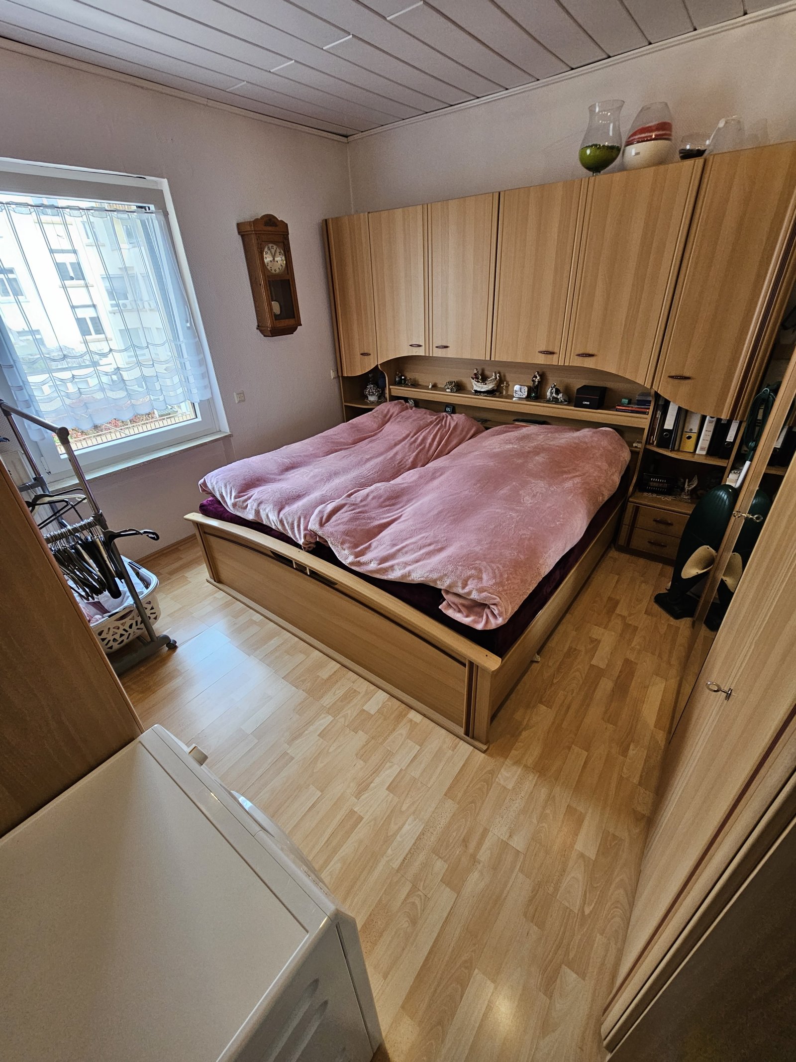 Schlafzimmer 1
